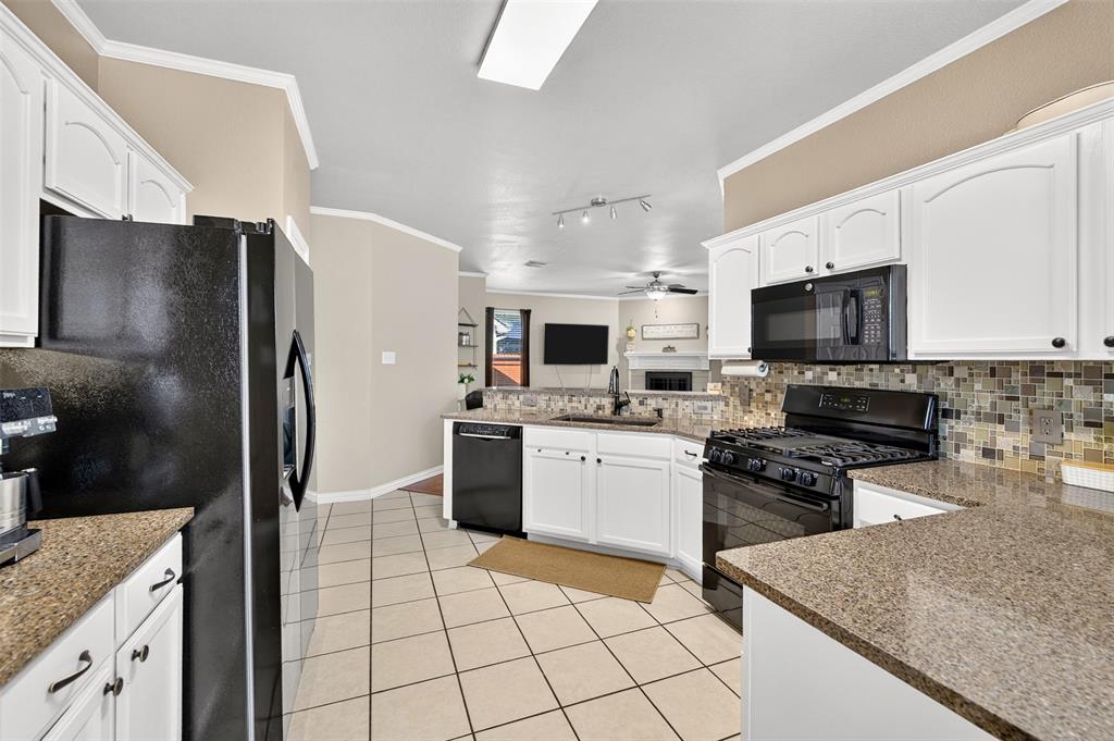 9928 Tanglebrush Drive Property Photo 14