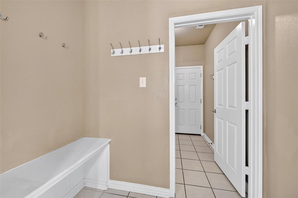 9928 Tanglebrush Drive Property Photo 17