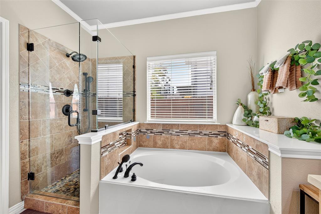 9928 Tanglebrush Drive Property Photo 28