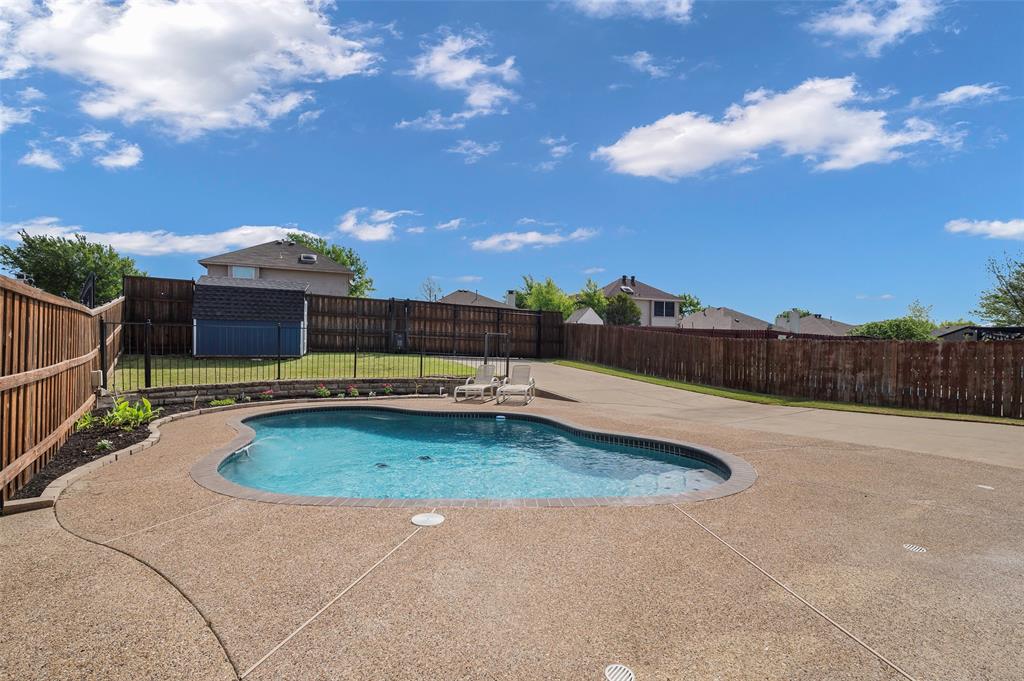 905 Elizabeth Drive Property Photo 1