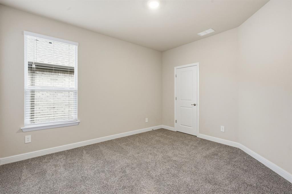 2228 Dyre Drive Property Photo 24