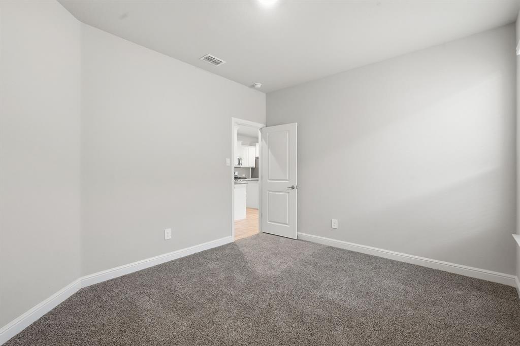 2228 Dyre Drive Property Photo 26