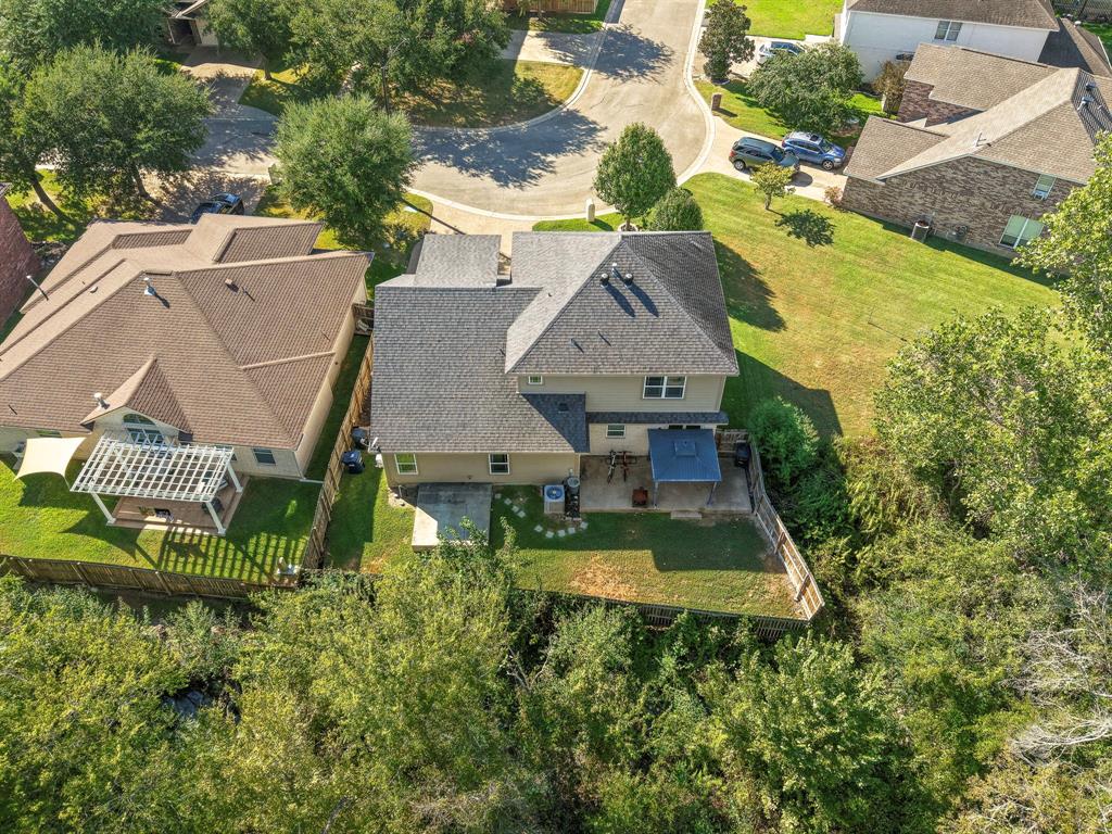 2307 Carisbrooke Loop Property Photo 4
