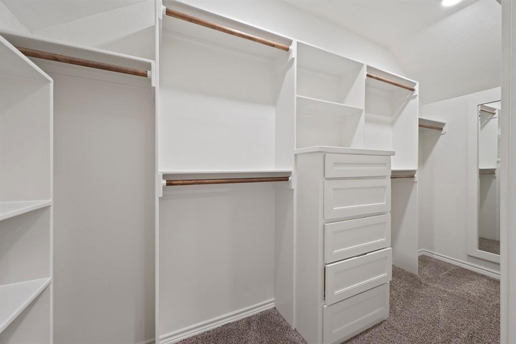 2307 Carisbrooke Loop Property Photo 22