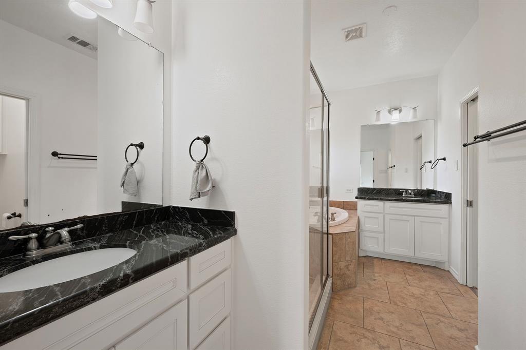 2307 Carisbrooke Loop Property Photo 25