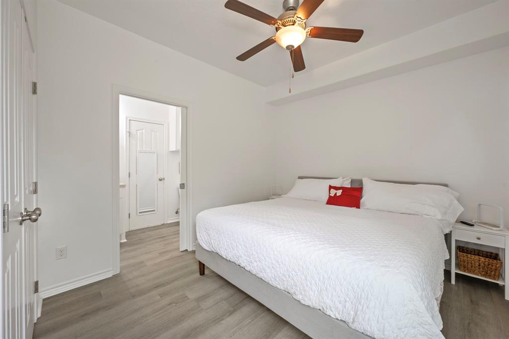 2307 Carisbrooke Loop Property Photo 38