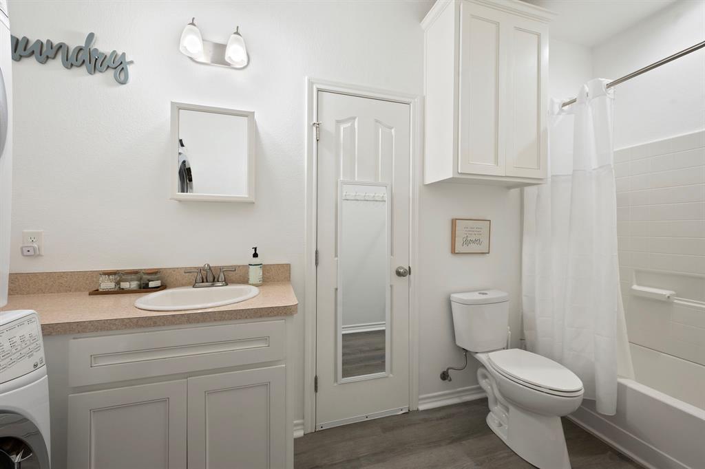 2307 Carisbrooke Loop Property Photo 39