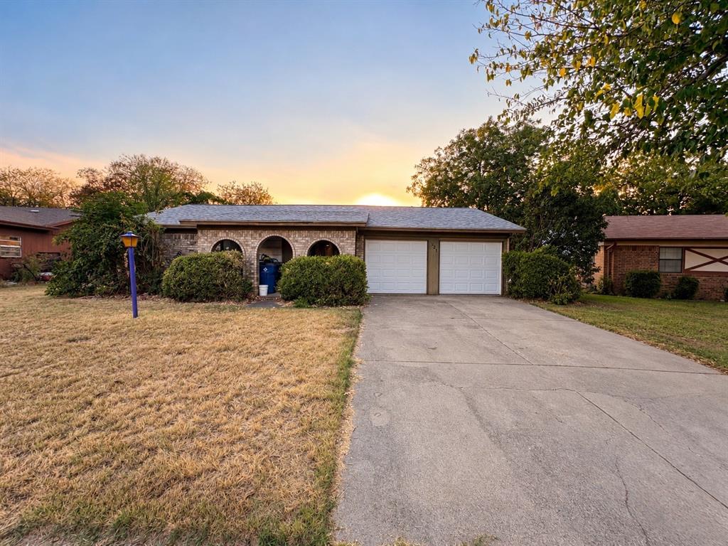 321 Quail Creek Drive Property Photo 1