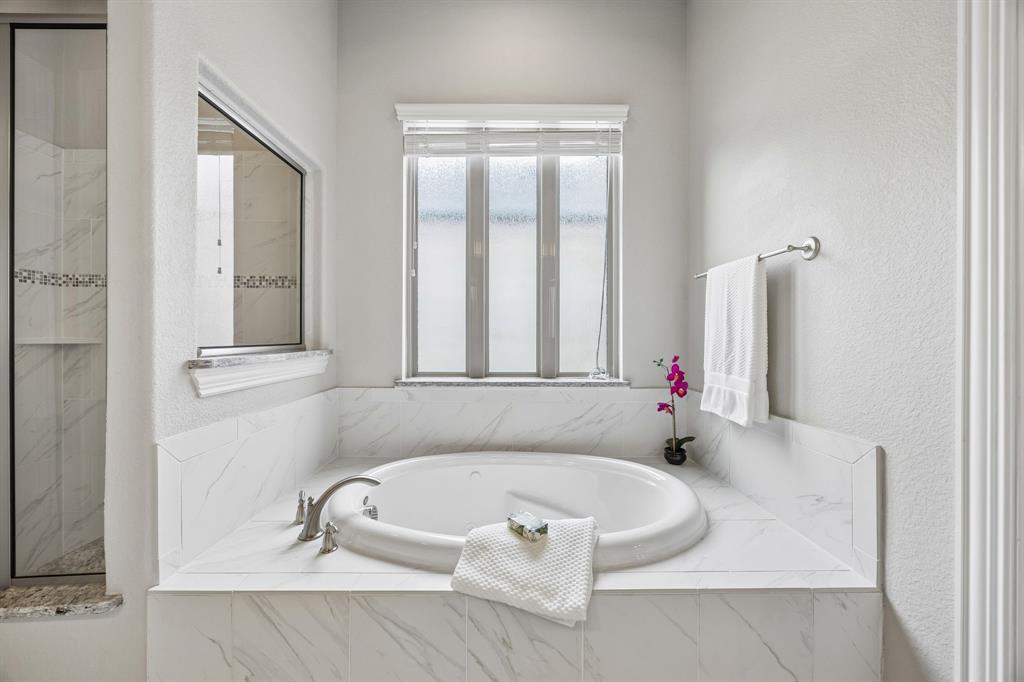4421 Broadway Avenue Property Photo 20