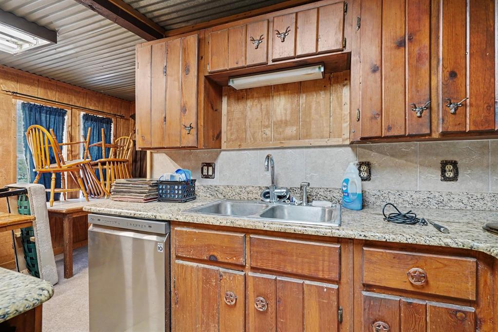 6413 County Road 803 Property Photo 15