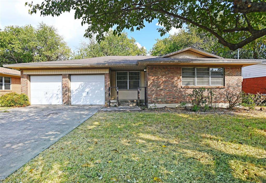 3208 Avon Drive Property Photo 1