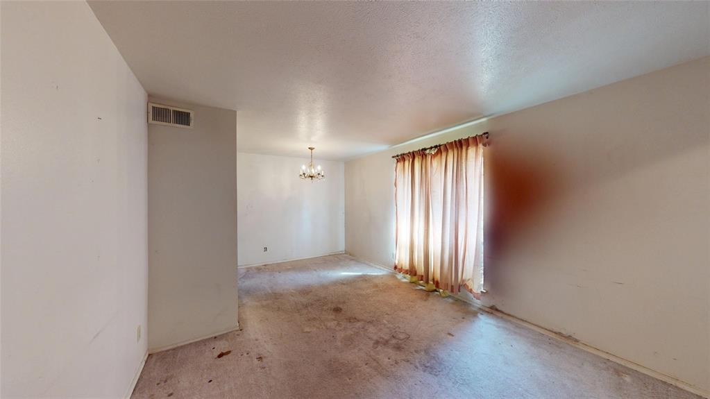 1453 Brook Valley Place Property Photo 8