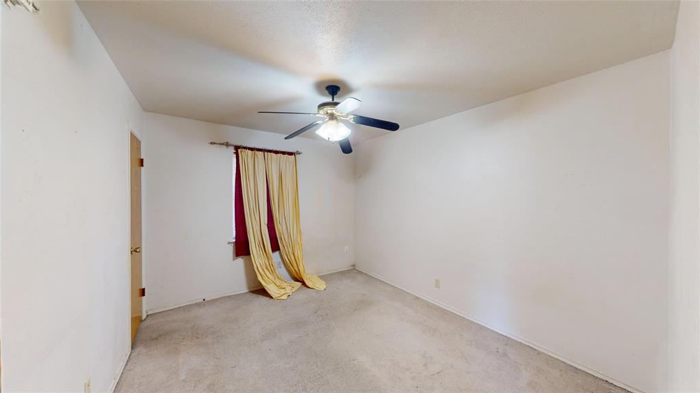 1453 Brook Valley Place Property Photo 18