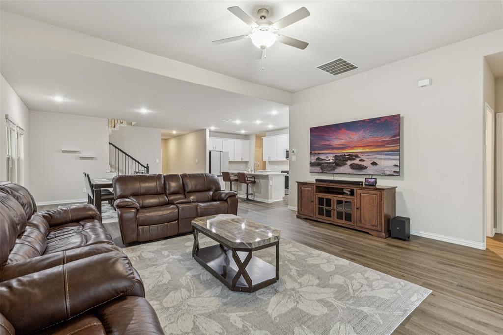 1108 Mahogany Drive Property Photo 6