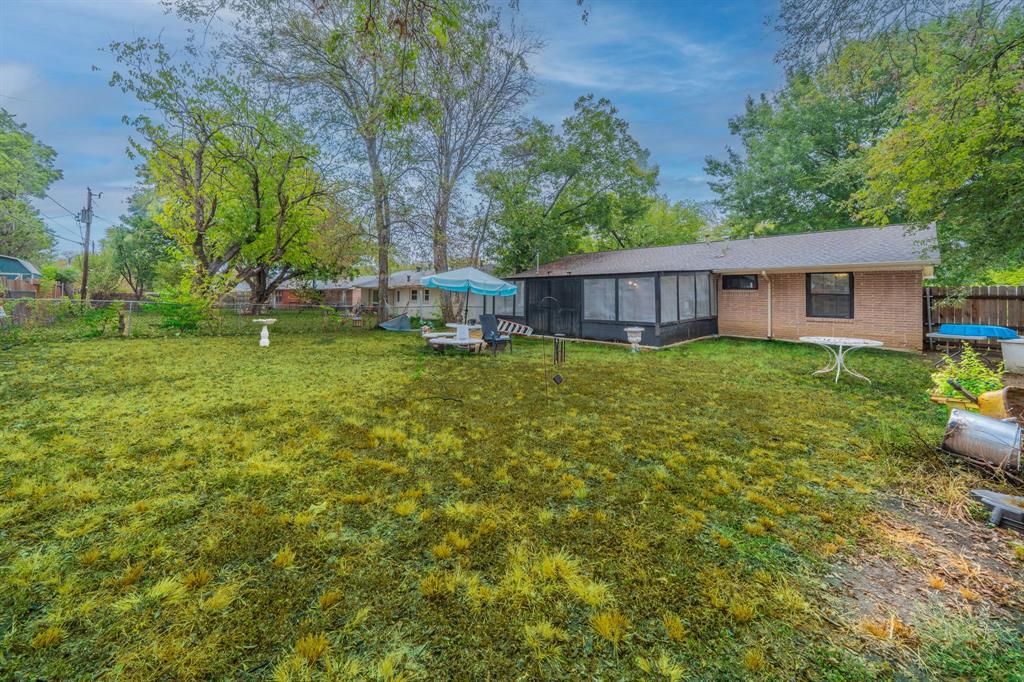 1938 Balla Way Property Photo 14
