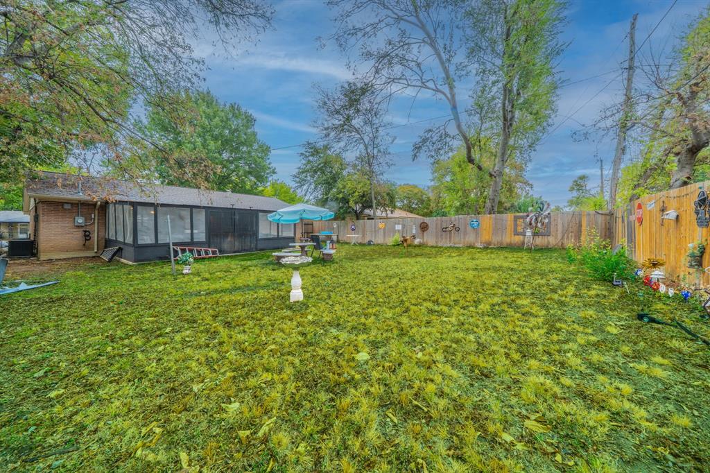 1938 Balla Way Property Photo 15