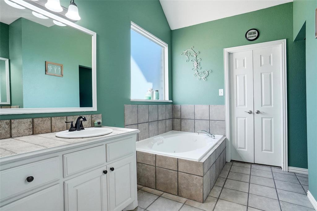 108 Wooley Court Property Photo 17