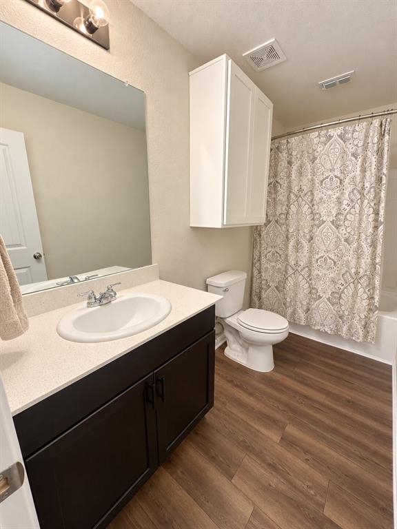 5552 Hepburn Street Property Photo 10