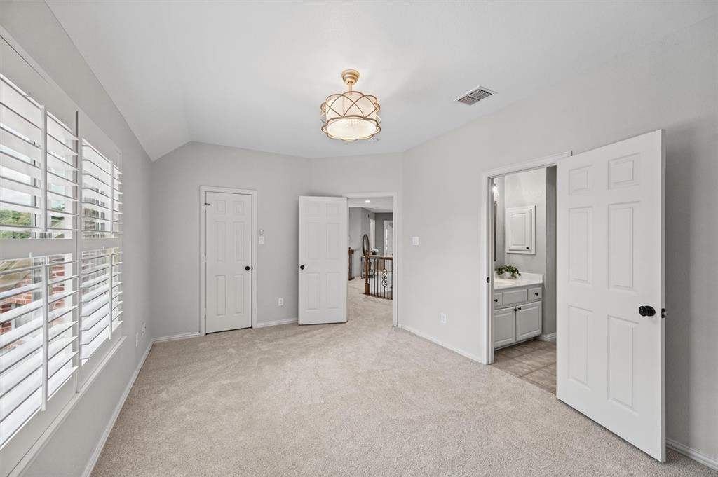 3917 Ashburton Way Property Photo 32