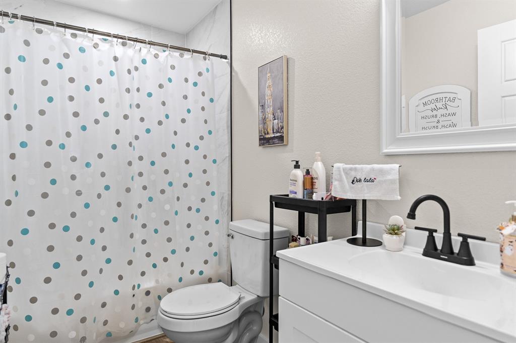 5811 Lake Granbury Trail Property Photo 8
