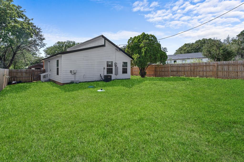 5811 Lake Granbury Trail Property Photo 12