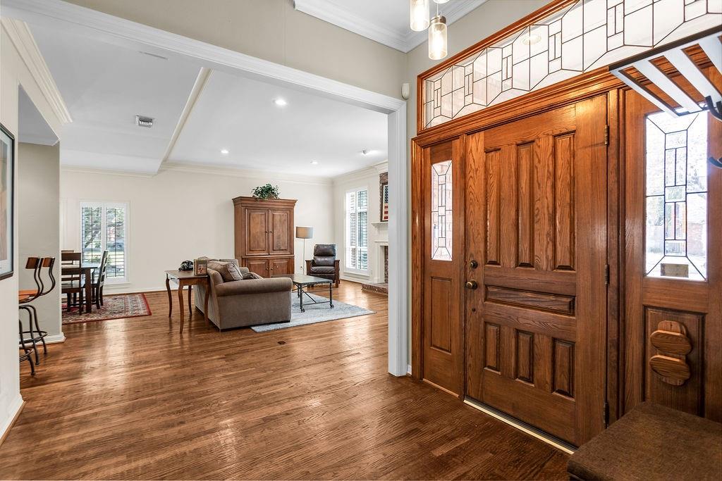 6901 April Way Circle Property Photo 3