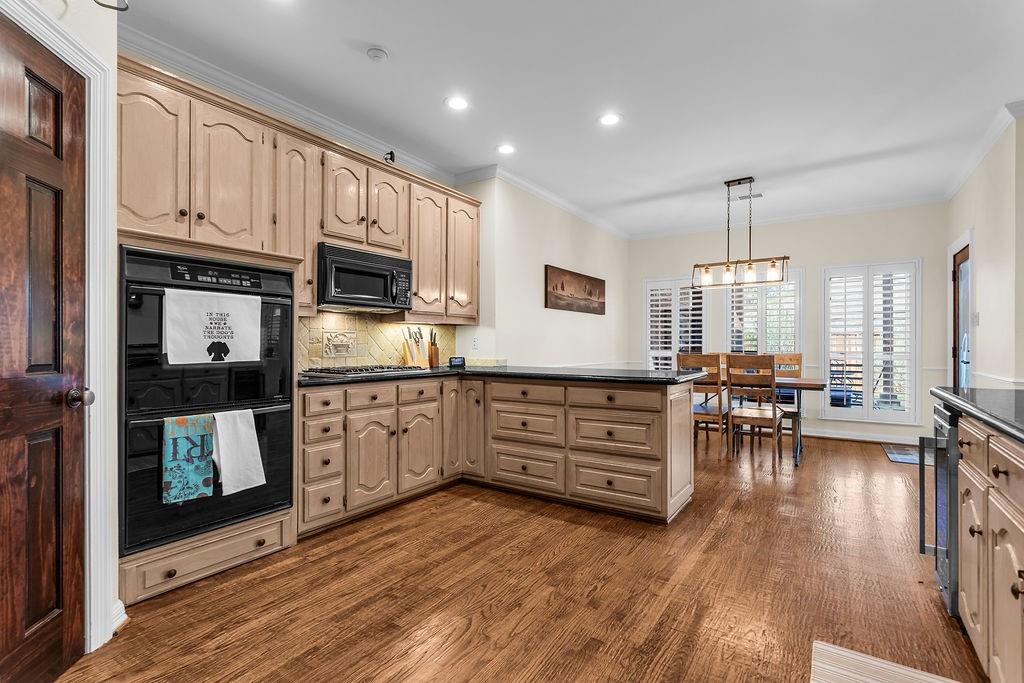 6901 April Way Circle Property Photo 10
