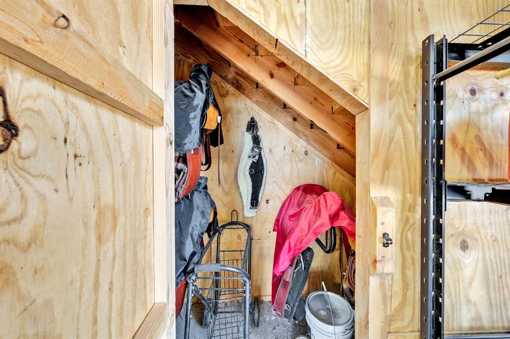 297 County Road 4820 Property Photo 27