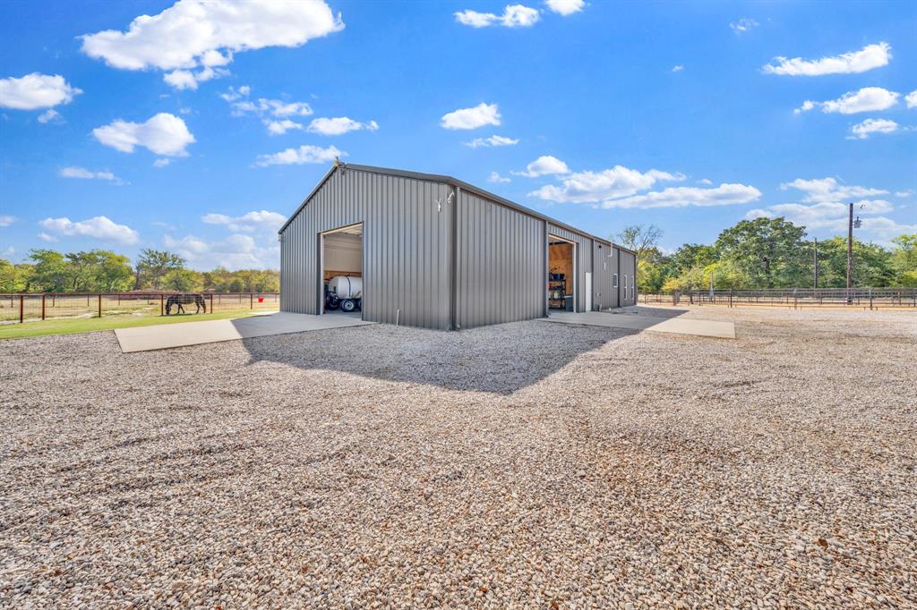 297 County Road 4820 Property Photo 30
