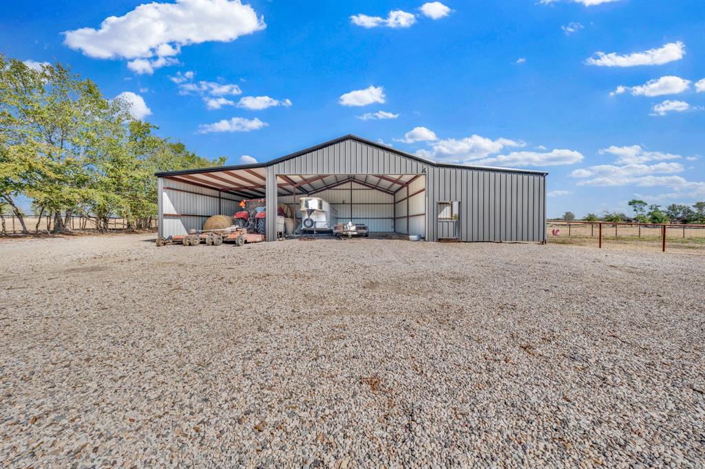 297 County Road 4820 Property Photo 33