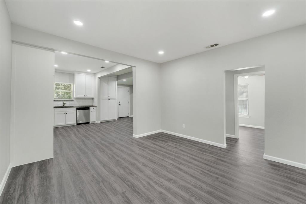 2803 Valentine Street Property Photo 11