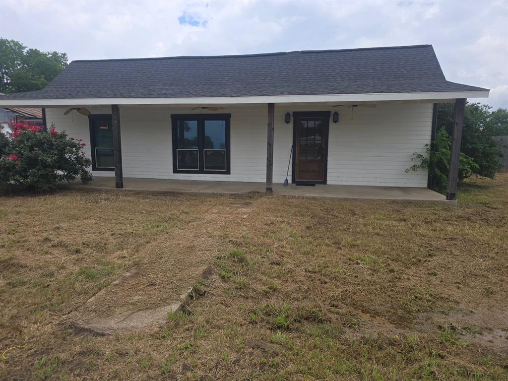 303 E Treadwell Property Photo 1