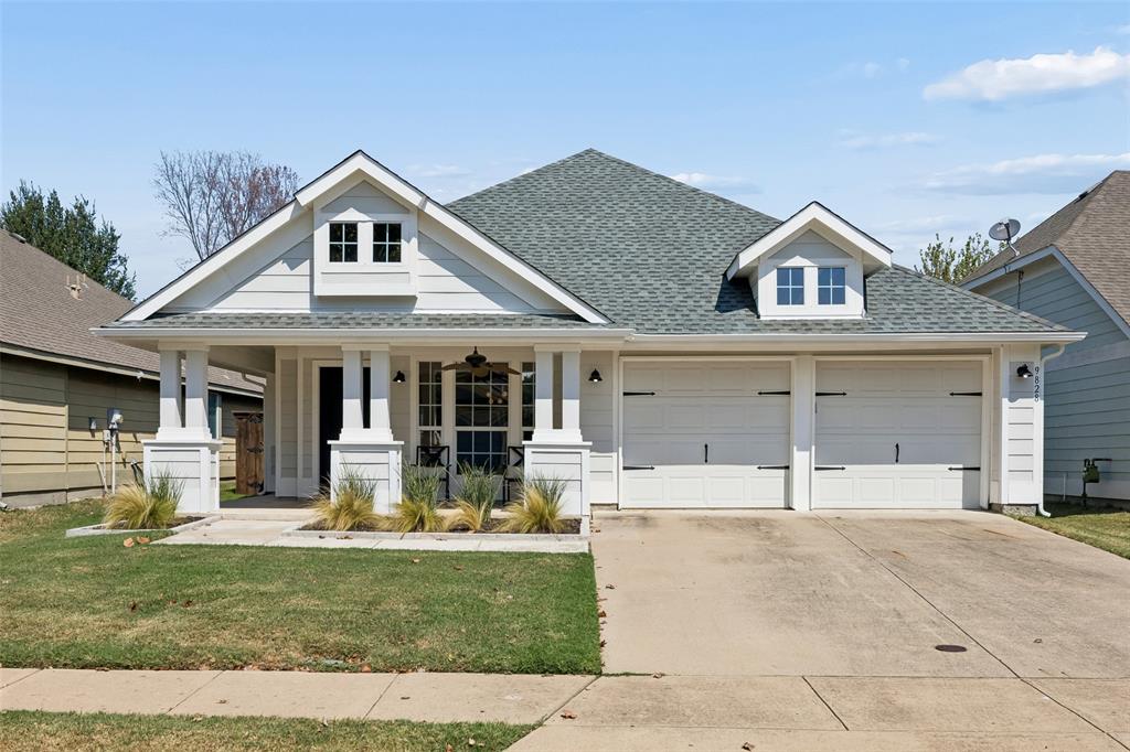 9828 Meadow Rue Drive Property Photo 1