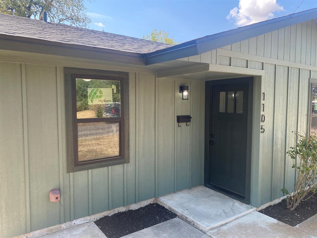 1105 9th Street Property Photo 3