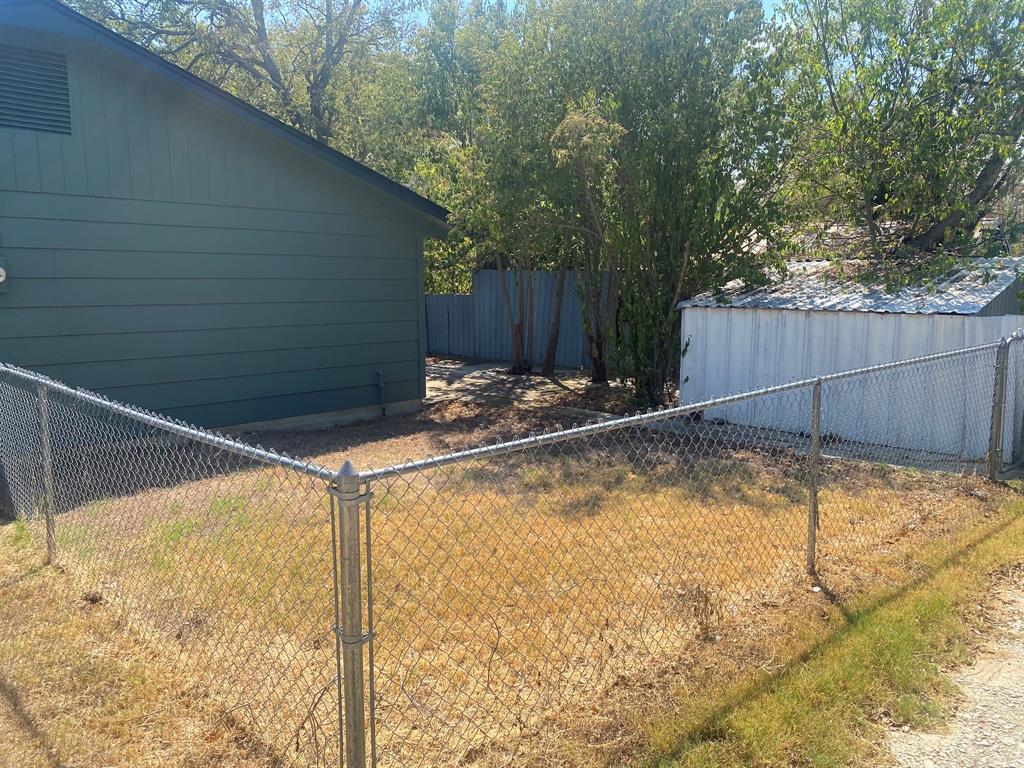 1105 9th Street Property Photo 22