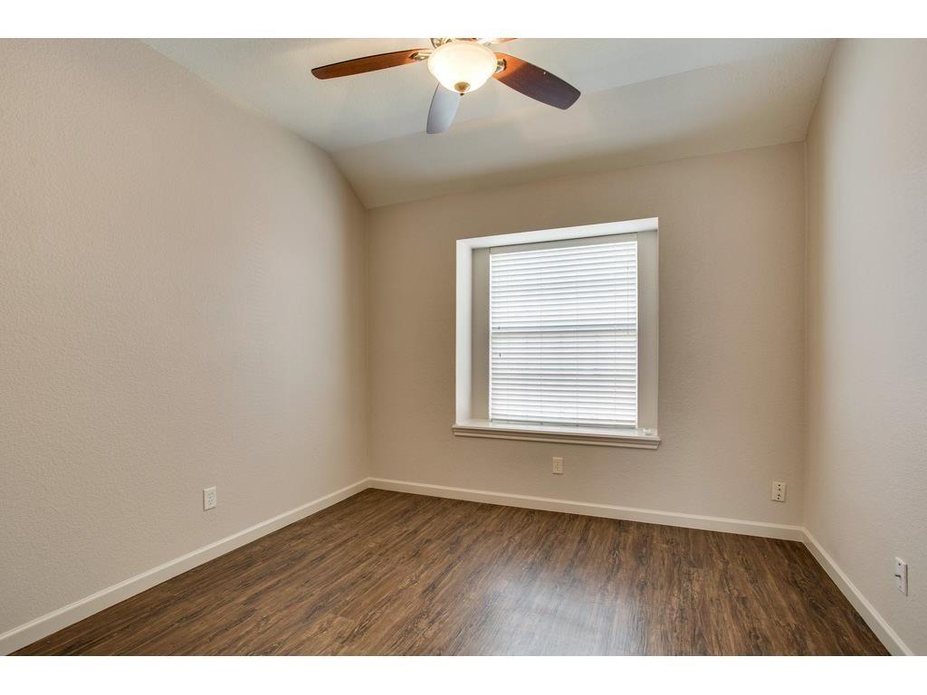1414 Stella Drive Property Photo 12