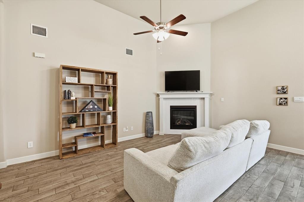 1212 Trailblazer Way Property Photo 6
