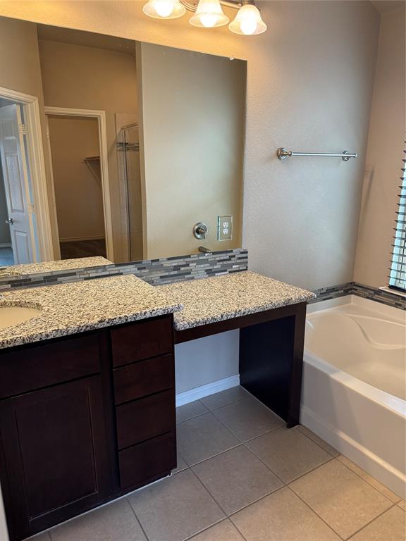 8772 Regal Royale Drive Property Photo 23