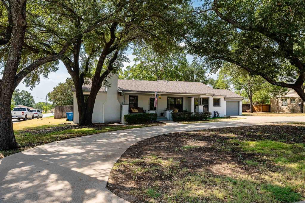 457 Breckenridge Street Property Photo 1