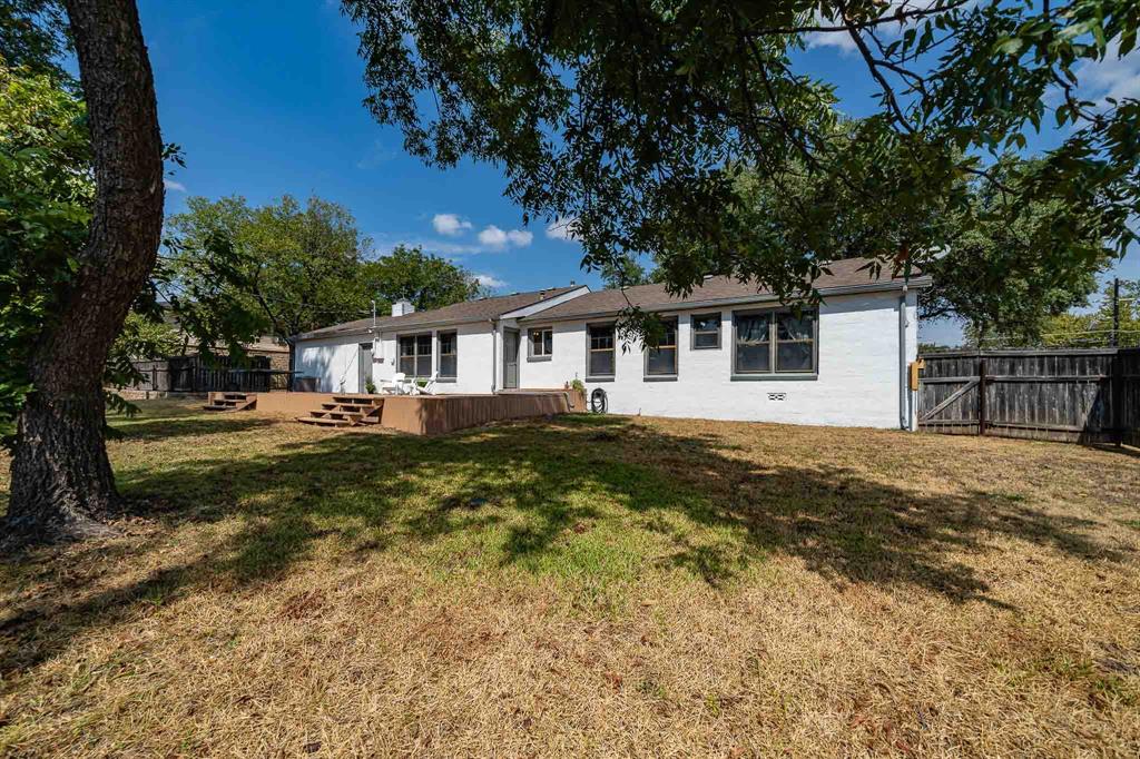 457 Breckenridge Street Property Photo 31