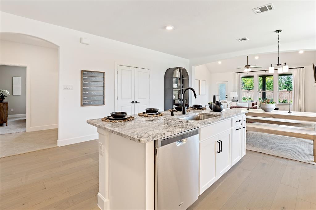 8721 Kentucky Derby Street Property Photo 4