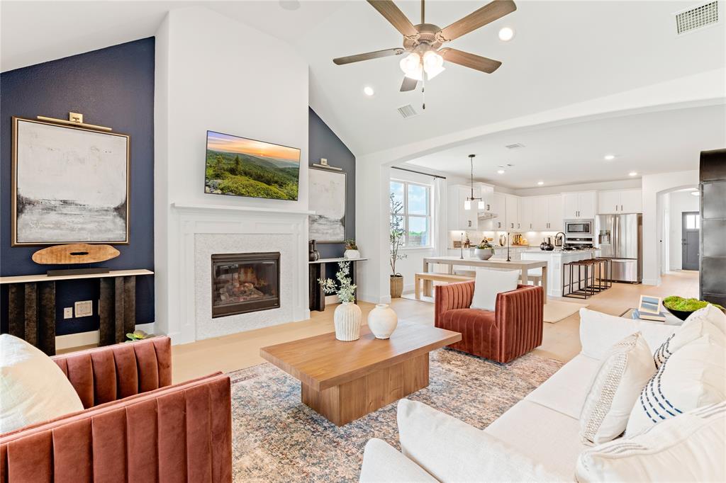 8721 Kentucky Derby Street Property Photo 6