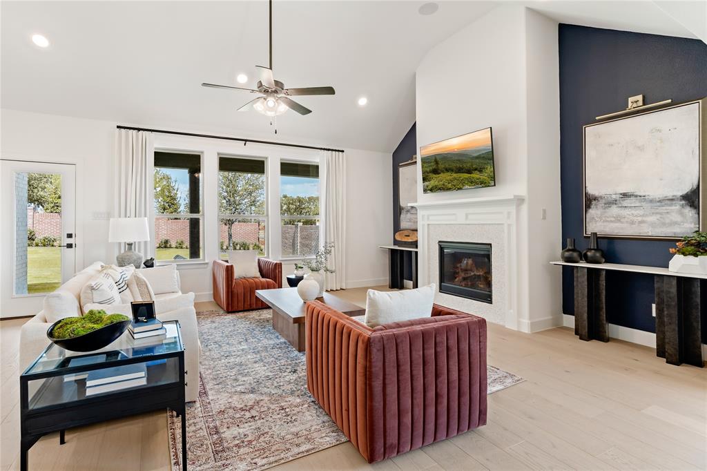 8721 Kentucky Derby Street Property Photo 7