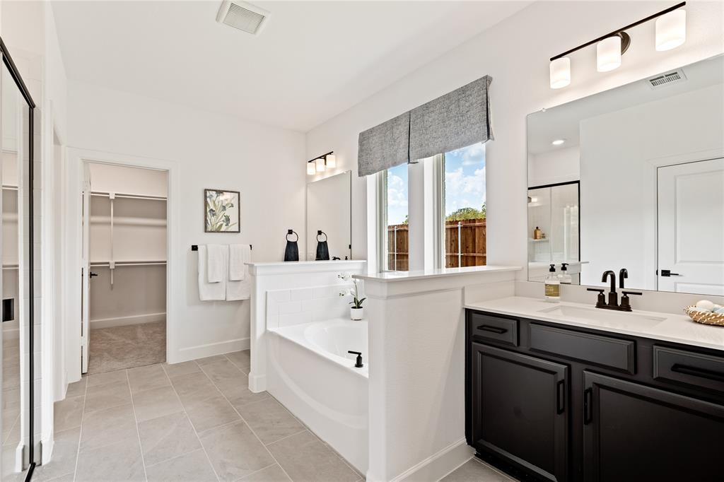 8721 Kentucky Derby Street Property Photo 9