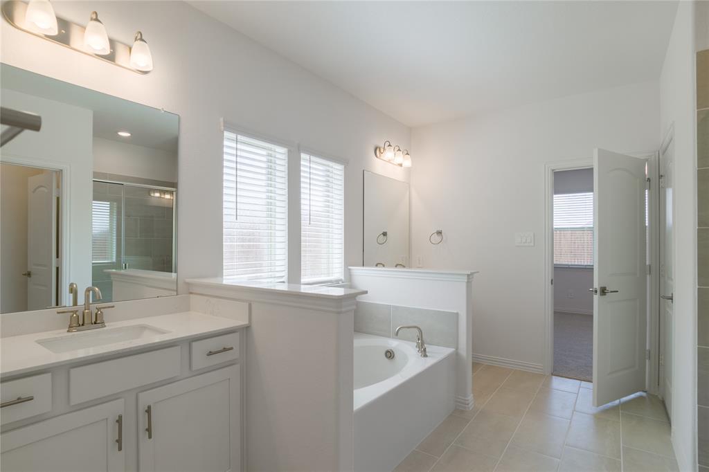 8721 Kentucky Derby Street Property Photo 13
