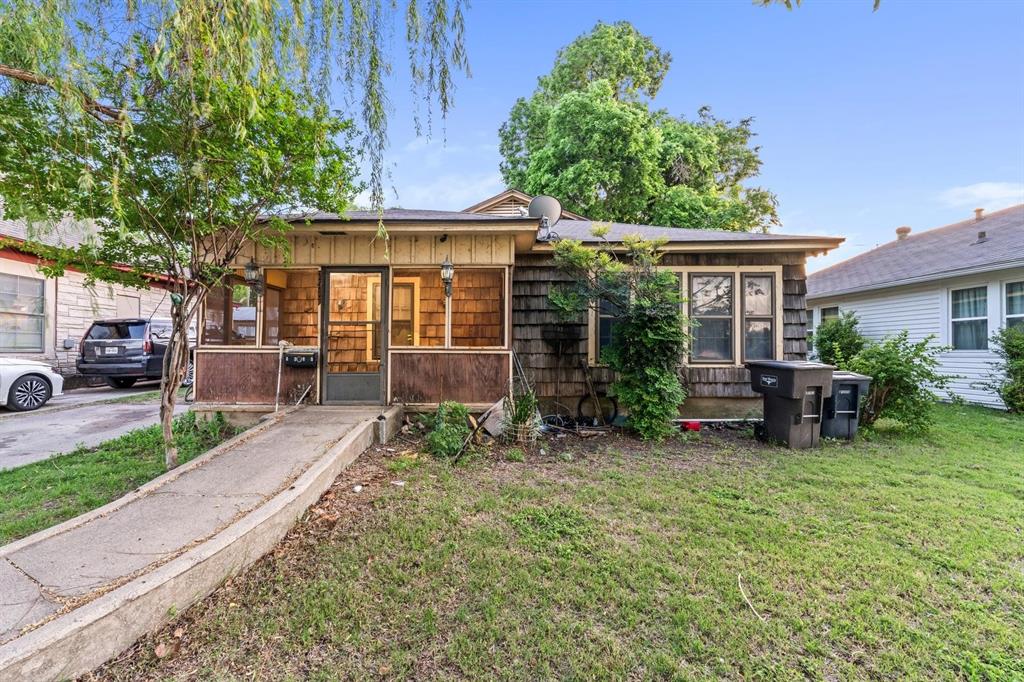 2617 Loraine Street Property Photo 1