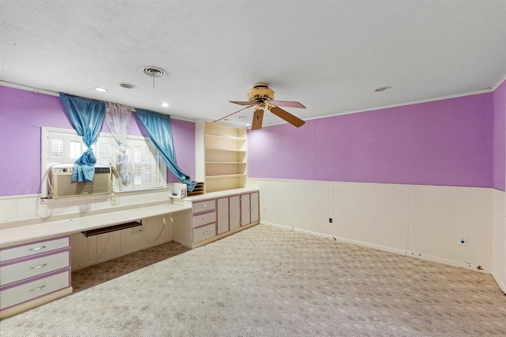 2617 Loraine Street Property Photo 15