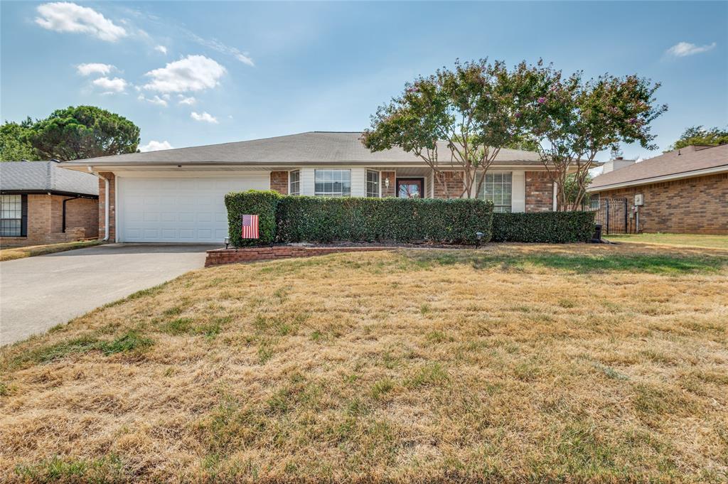 500 Bayberry Lane Property Photo 2
