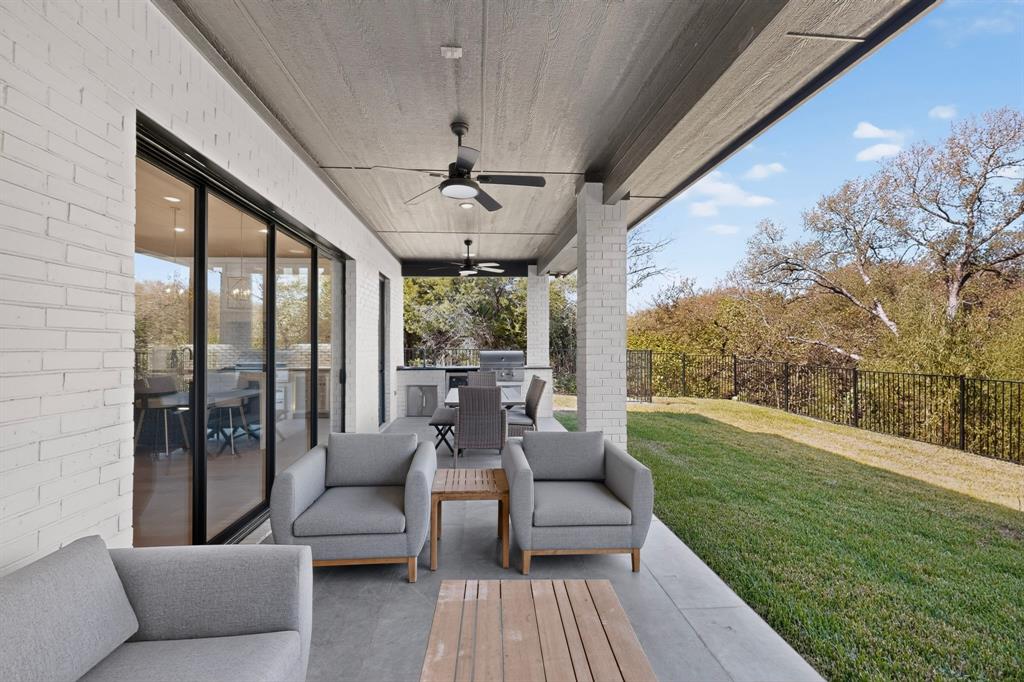 2519 Tamaron Cove Property Photo 32