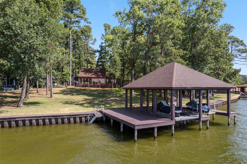 829 Wildwood Trail Property Photo 1